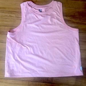 Vuori tank. Salmon color. Size medium.